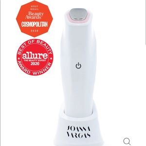 ***LIKE NEW*** Joanna Vargas Magic Glow Wand